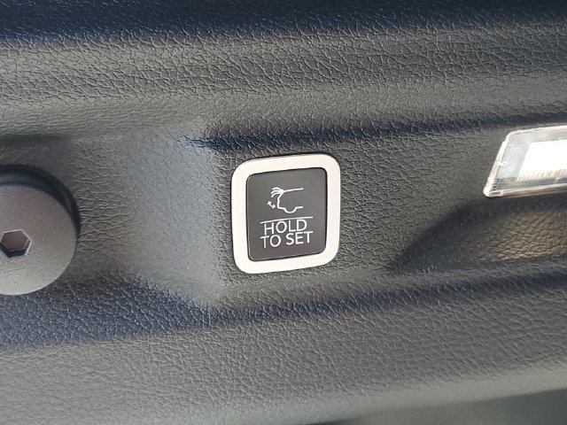 New 2026 Jeep Grand Cherokee L 4WD image 11