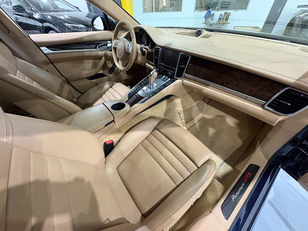 Used 2015 Porsche Panamera GTS w/ Premium Package Plus image 45