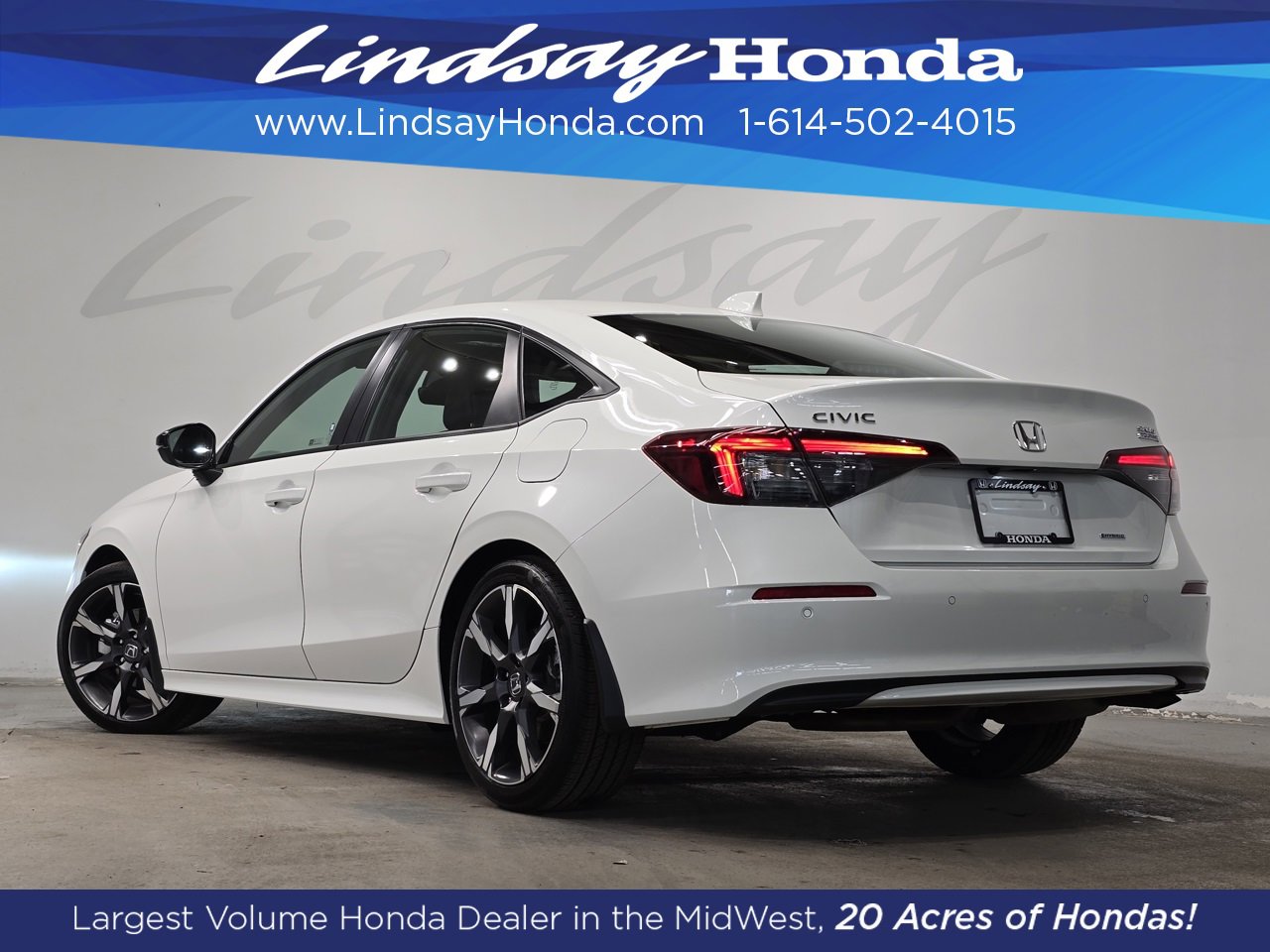 Used 2025 Honda Civic Sport image 4