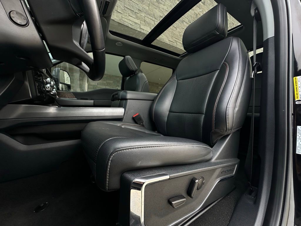 Used 2024 Ford F250 Lariat w/ Lariat Ultimate Package image 6