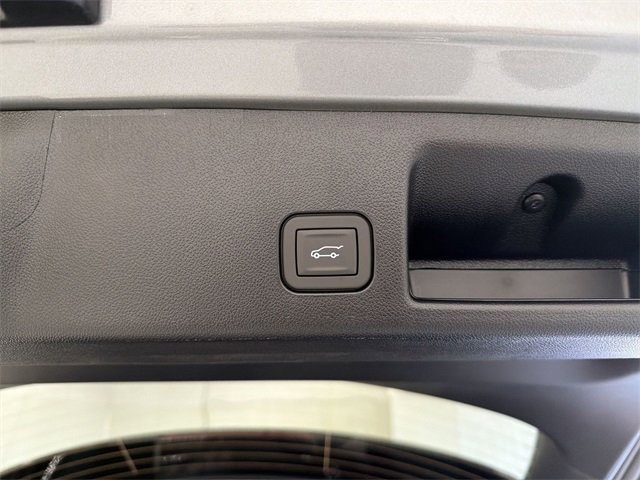 New 2026 Chevrolet Equinox EV RS image 16