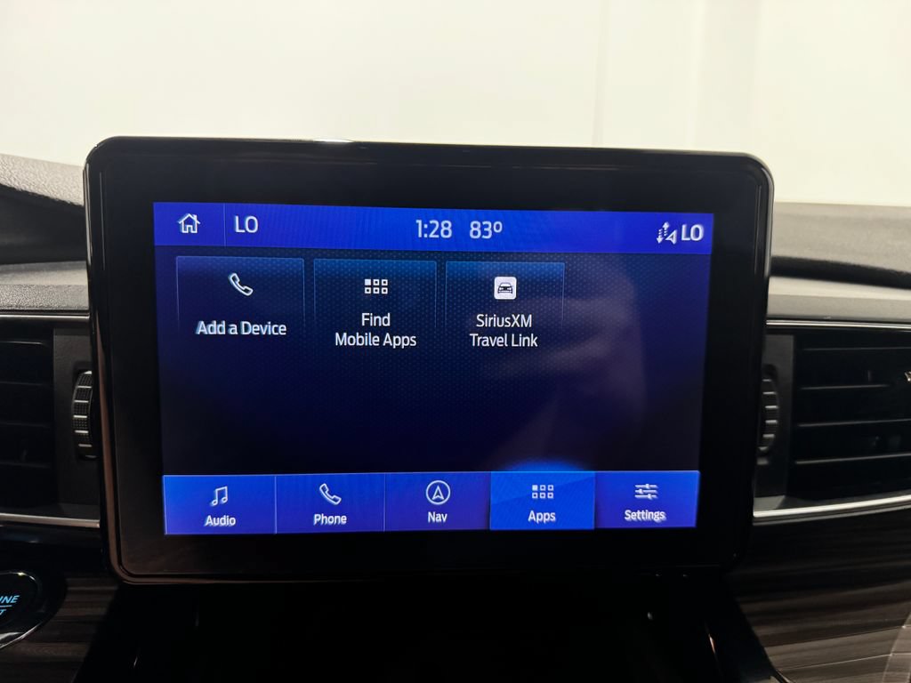 Used 2022 Ford Explorer Limited w/ Class IV Trailer Tow Package AWD/4WD image 26
