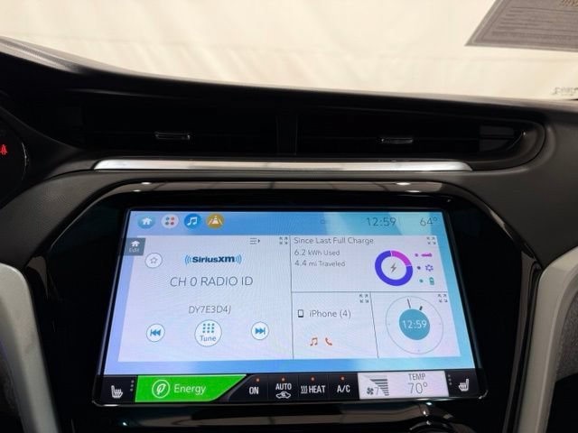 Used 2020 Chevrolet Bolt Premier w/ Infotainment Package FWD image 33