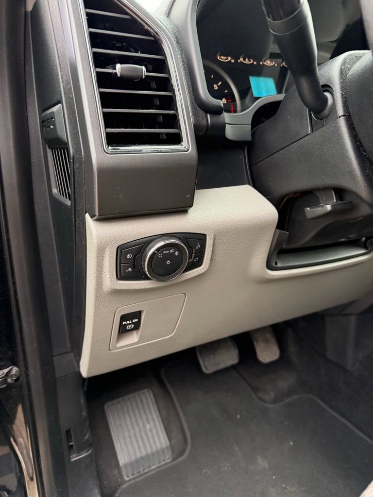Used 2018 Ford F150 XLT image 13
