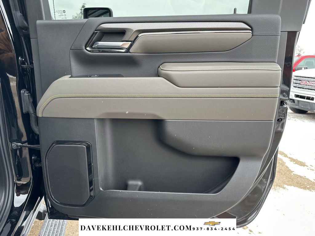 Used 2024 Chevrolet Silverado 2500 ZR2 w/ Technology Package image 22