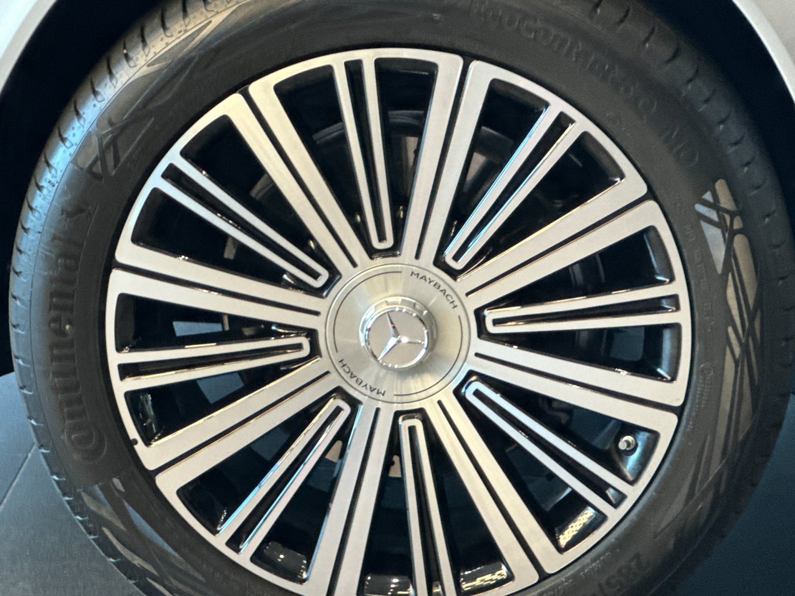 New 2026 Mercedes-Benz Maybach GLS 600 4MATIC image 31