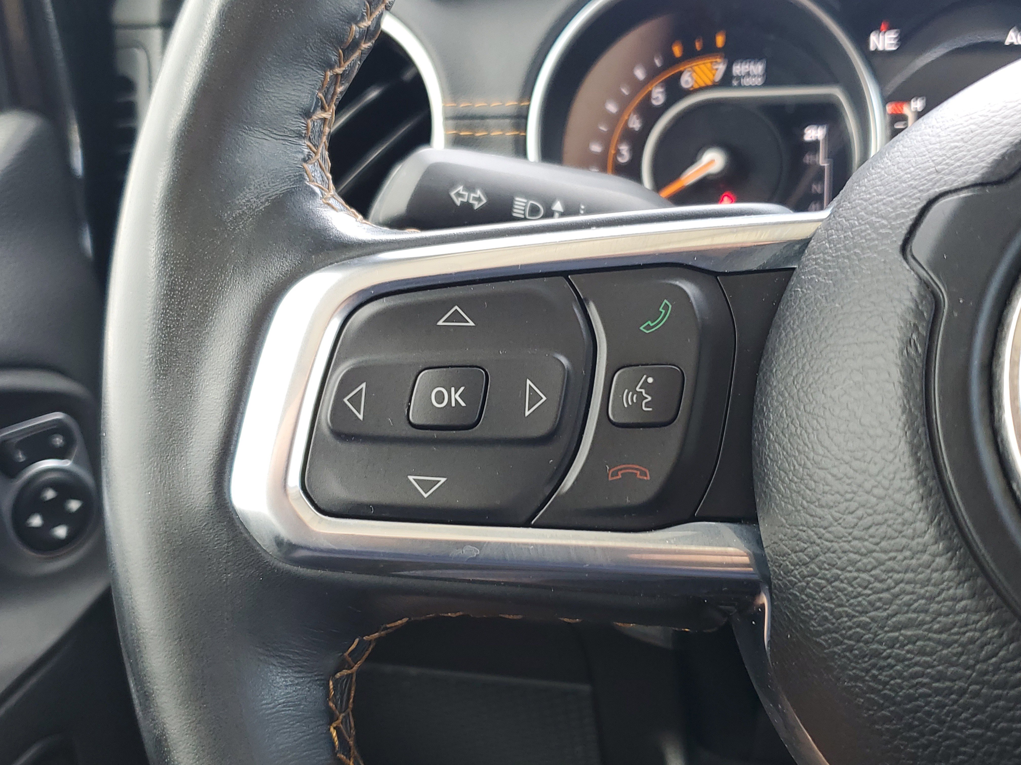 Used 2022 Jeep Wrangler Unlimited Sahara image 23