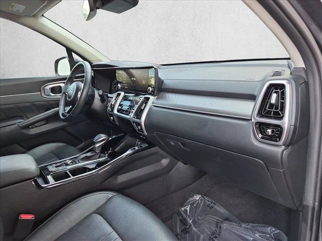 Used 2023 Kia Sorento SX FWD image 25