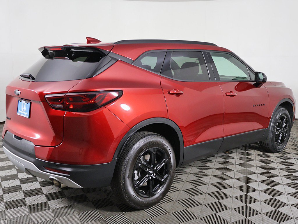 Used 2024 Chevrolet Blazer LT w/ Convenience Package FWD image 10