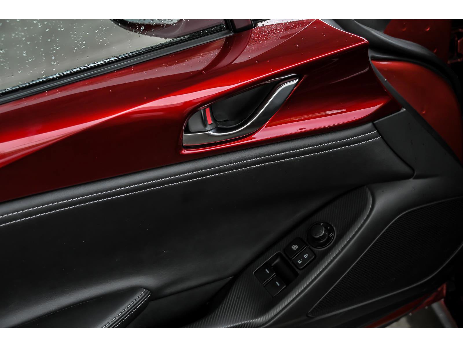 Used 2024 MAZDA MX-5 Miata RF Grand Touring RWD image 9