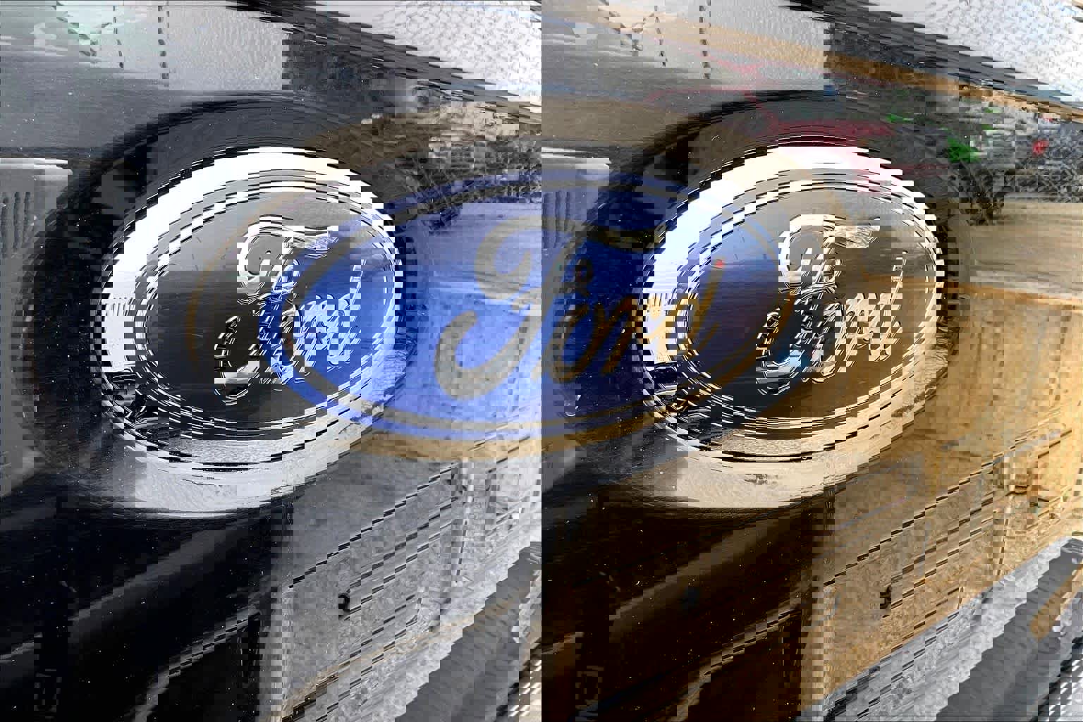 Certified 2022 Ford F150 XLT w/ Equipment Group 302A High image 30