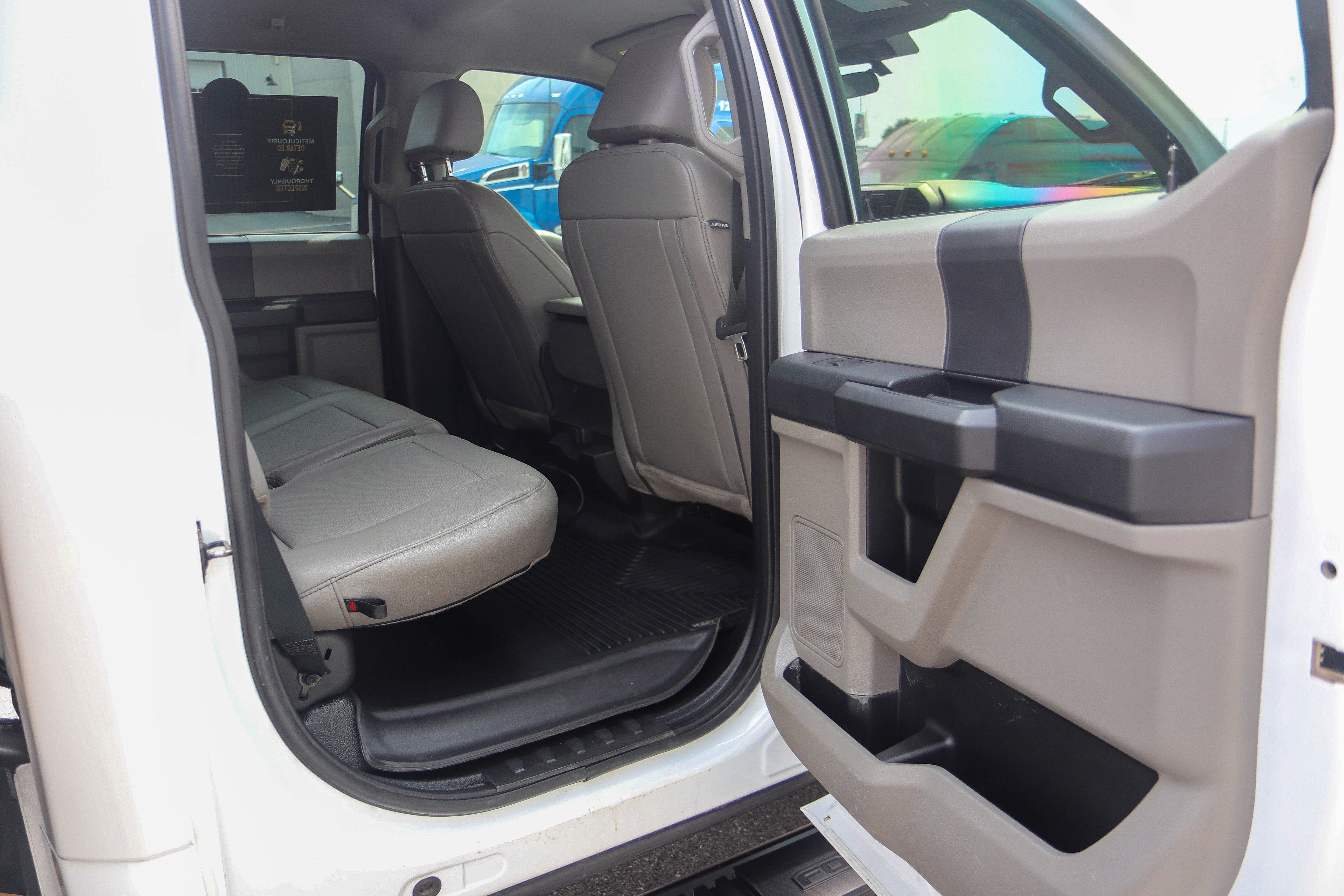 Used 2022 Ford F450 XL w/ Power Equipment Group image 12