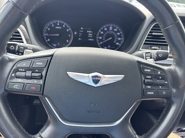Used 2015 Hyundai Genesis 3.8 RWD image 21