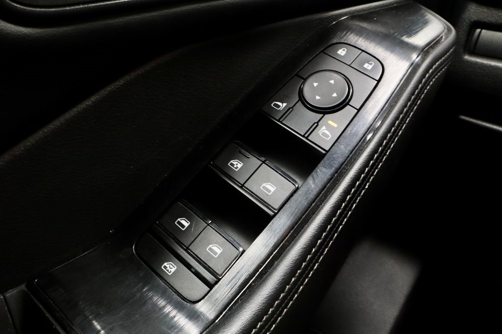 Certified 2024 Nissan Rogue SV image 26