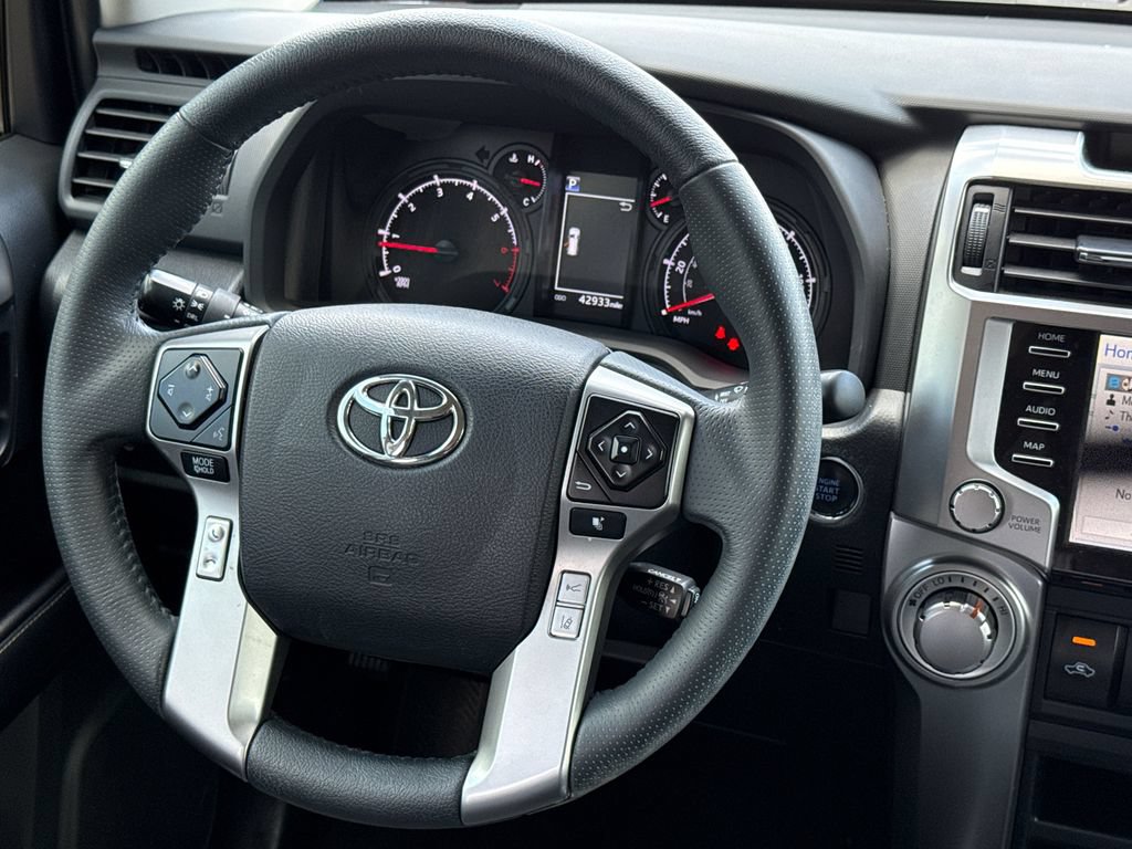 Used 2021 Toyota 4Runner SR5 Premium w/ Moonroof Package RWD image 14