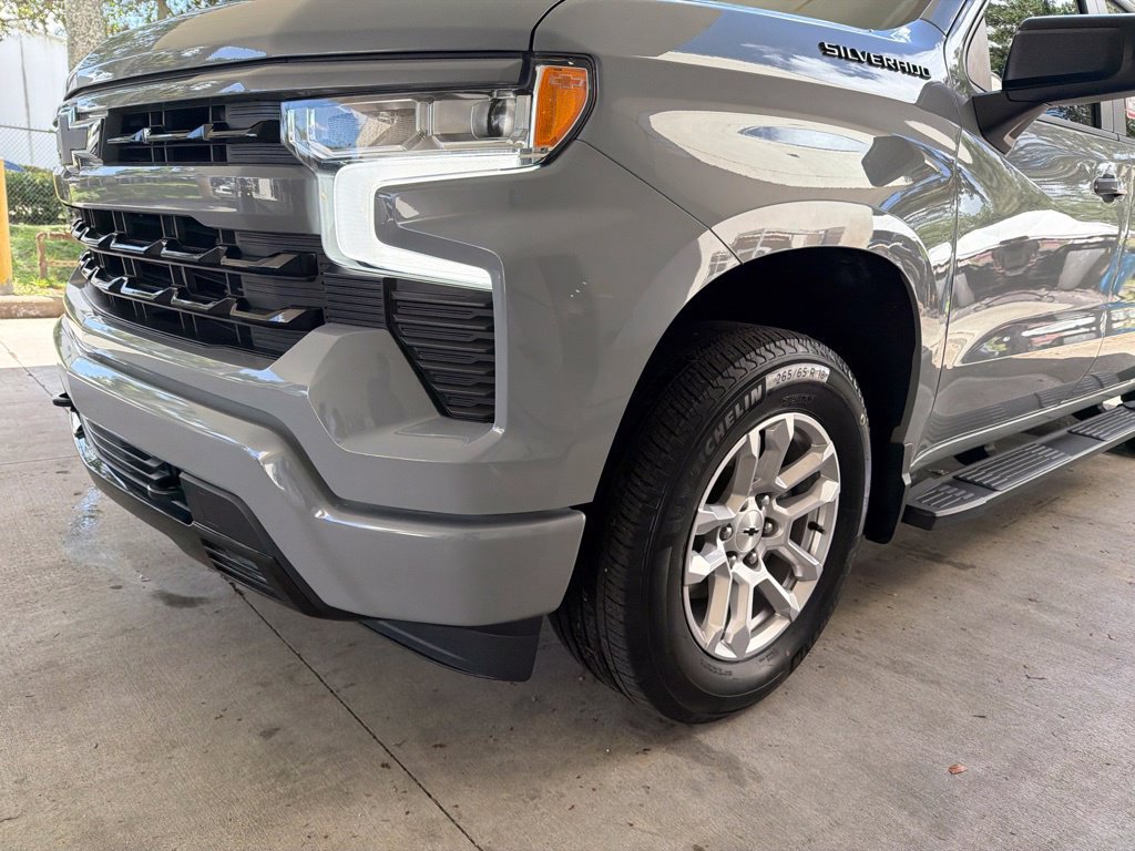 Used 2024 Chevrolet Silverado 1500 RST RWD image 15