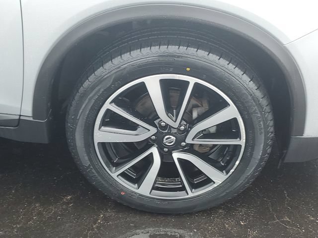 Used 2019 Nissan Rogue SL AWD/4WD image 6