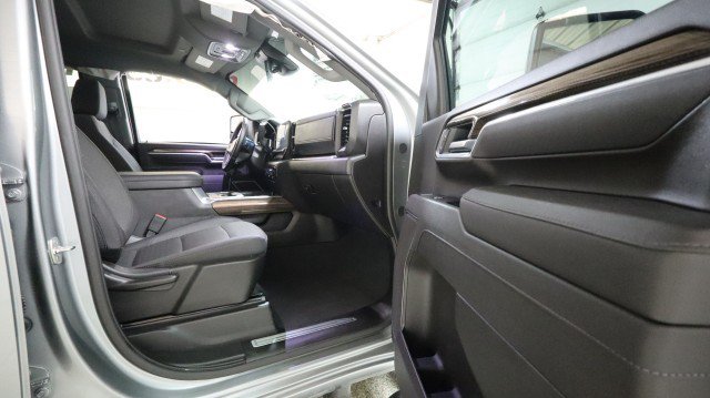 Used 2026 Chevrolet Silverado 2500 LT w/ All Star Edition AWD/4WD image 10