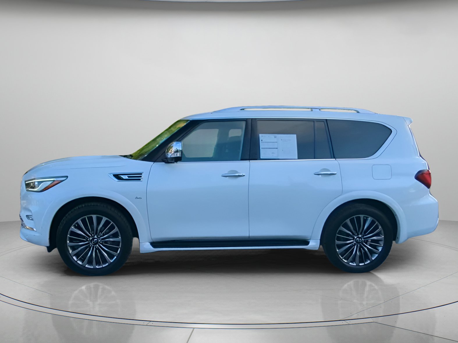 Used 2019 INFINITI QX80 Luxe w/ Proactive Package AWD/4WD image 16