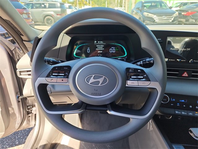 New 2025 Hyundai Elantra Blue image 25