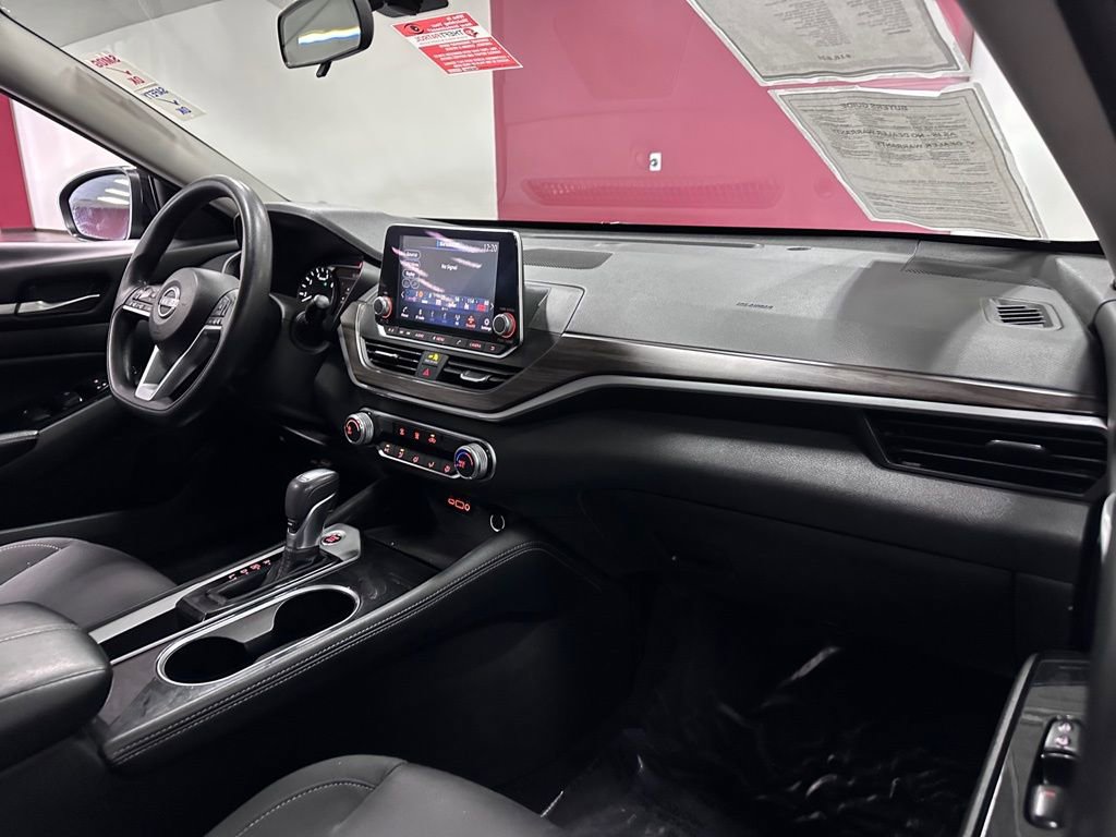Used 2023 Nissan Altima 2.5 SV image 31