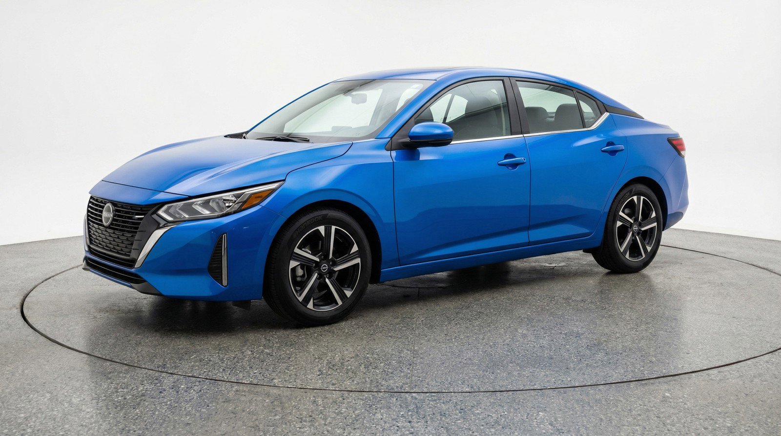 Used 2025 Nissan Sentra SV FWD image 3