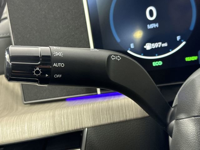 Used 2025 Hyundai Sonata Limited image 36