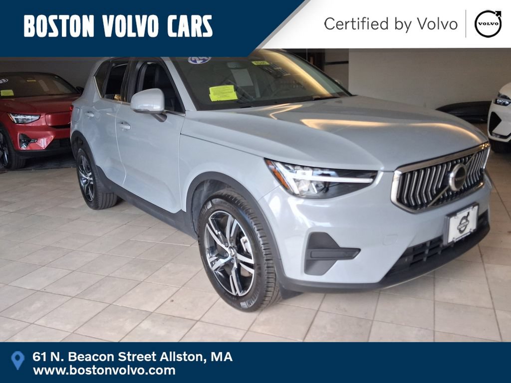 Certified 2024 Volvo XC40 B5 Core
