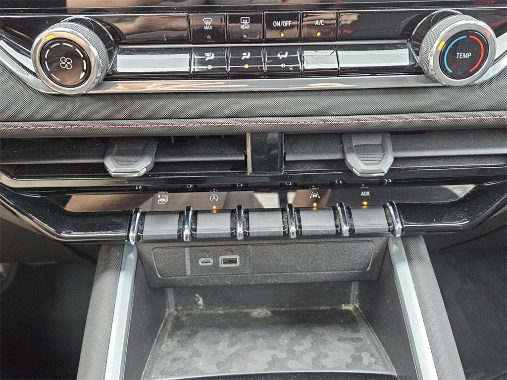 Used 2024 Chevrolet Colorado Z71 w/ Advanced Trailering Package image 20