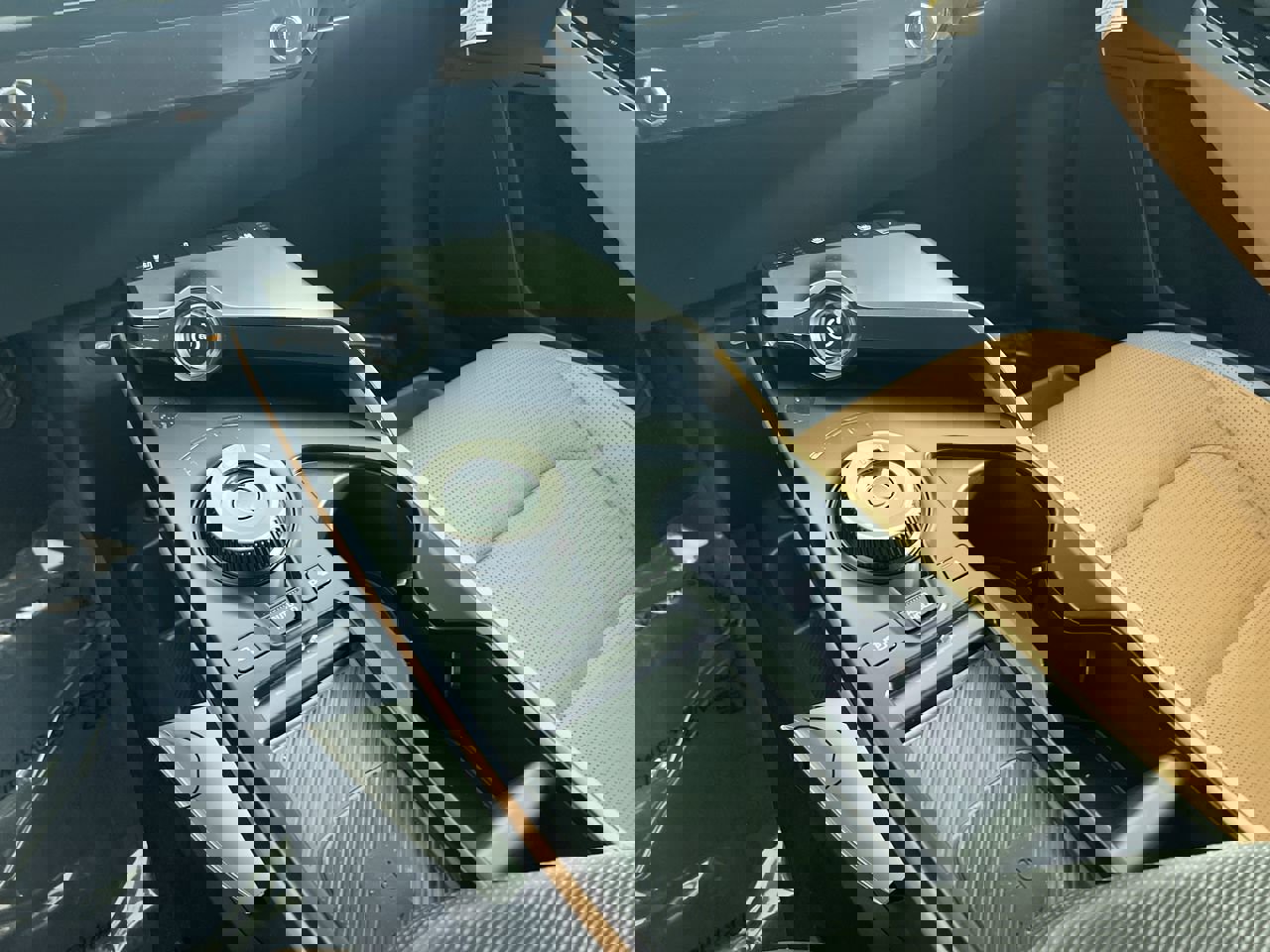 New 2025 Kia EV6 Wind image 24