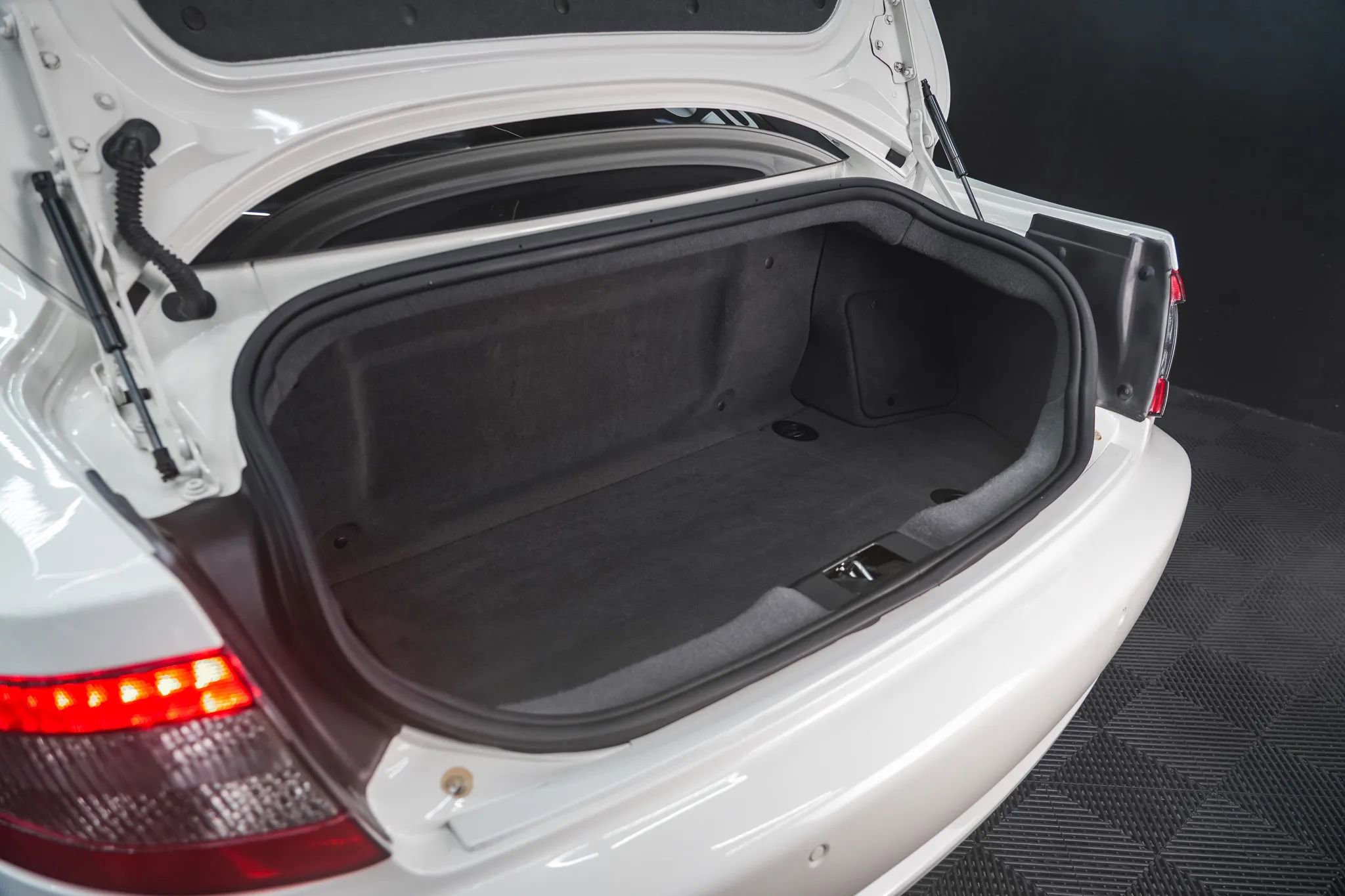 Used 2015 Maserati GranTurismo Sport image 61