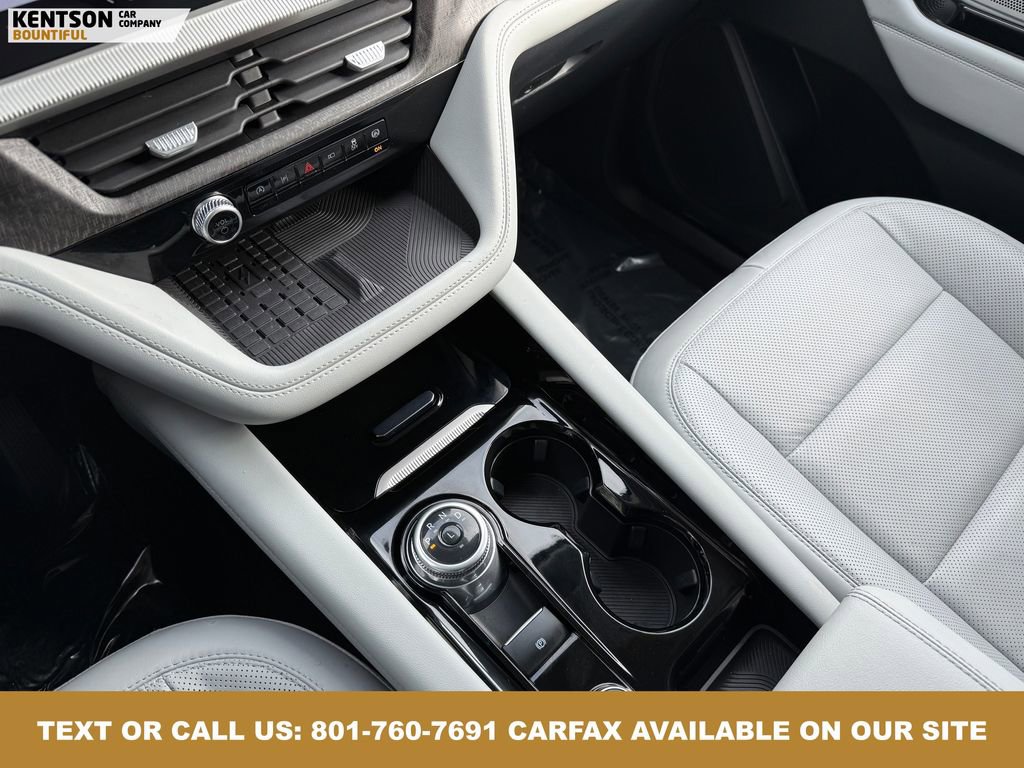 Used 2025 Ford Explorer Platinum w/ LUX Leather Package image 22