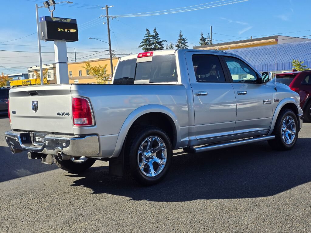 Used 2017 RAM 1500 Laramie AWD/4WD image 6