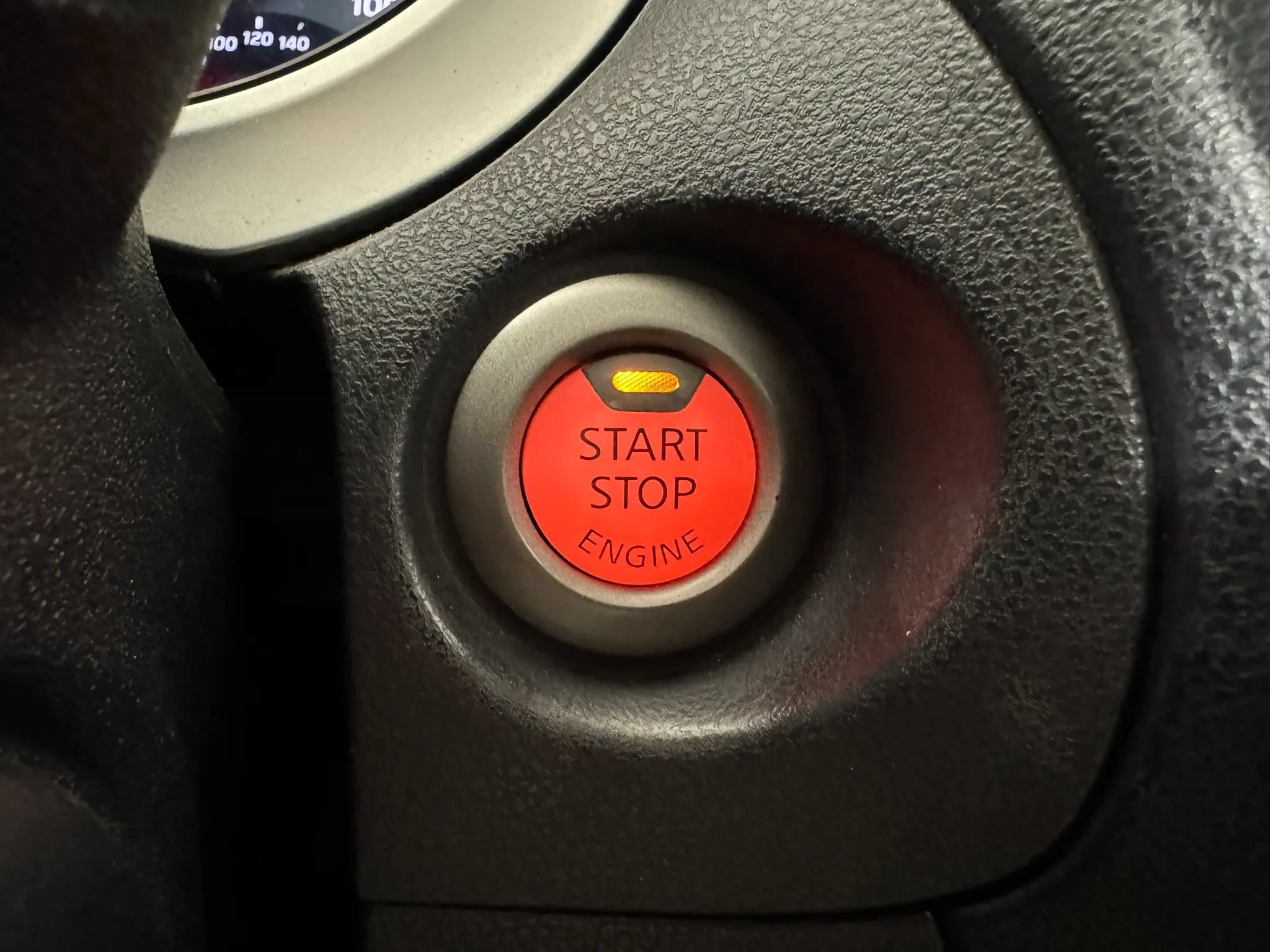 Used 2016 Nissan Juke SL FWD image 17