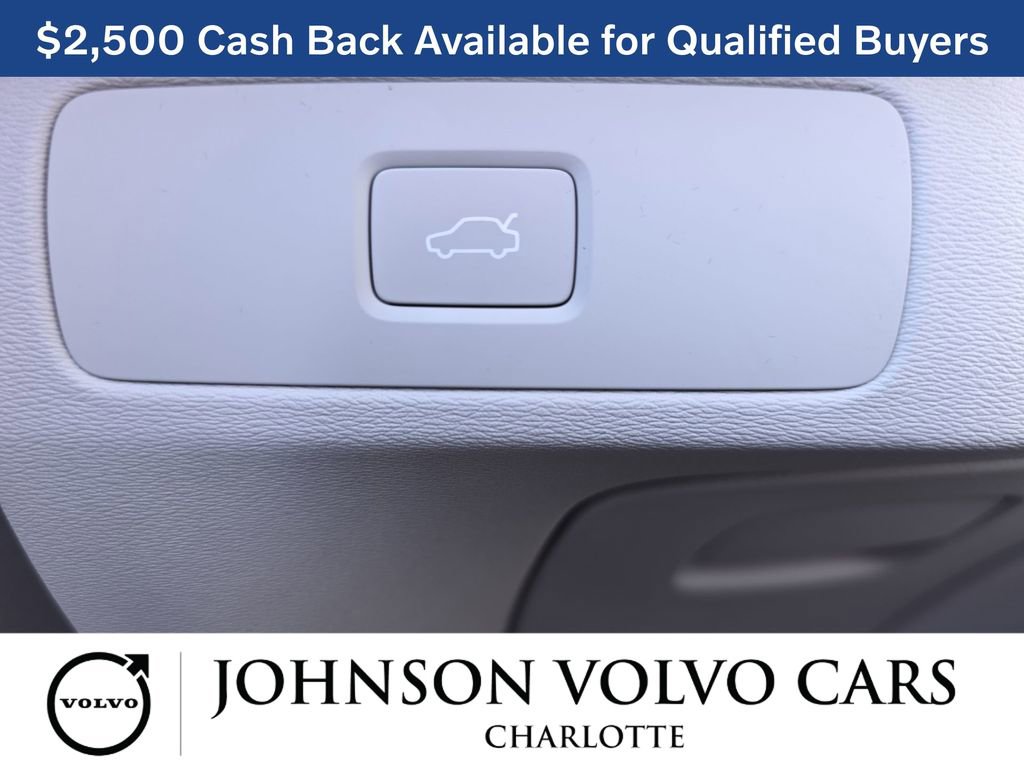 New 2026 Volvo XC90 B6 Ultra w/ Protection Package image 29