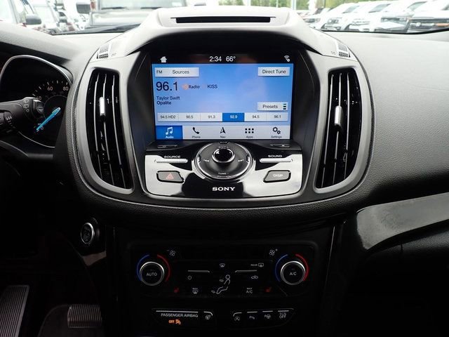 Used 2018 Ford Escape Titanium w/ Ford Safe & Smart Package AWD/4WD image 28