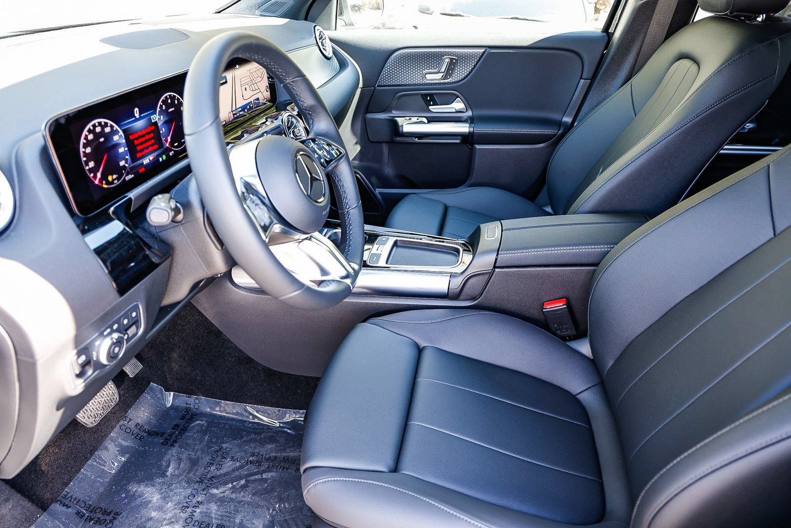 Used 2025 Mercedes-Benz GLA 250 image 18