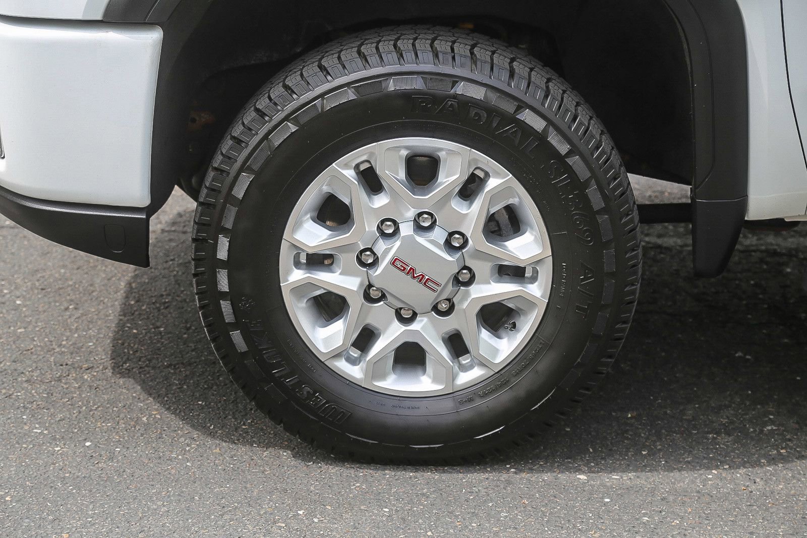 Used 2022 GMC Sierra 2500 Denali w/ Denali Ultimate Package AWD/4WD image 9