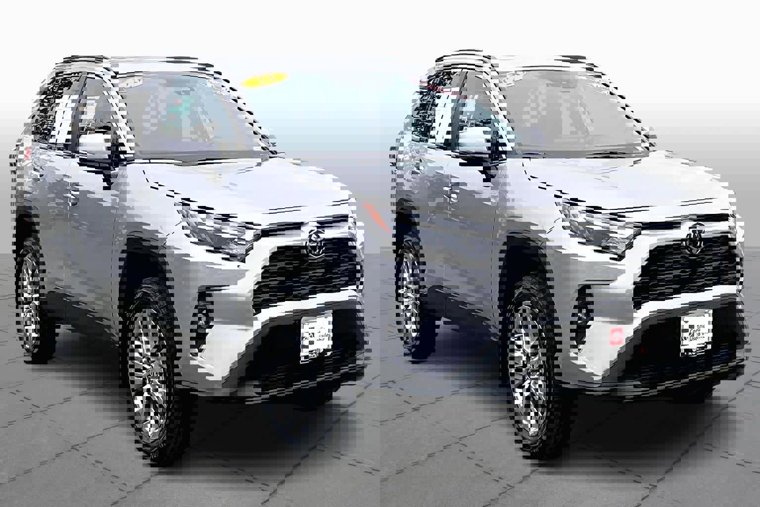 Certified 2023 Toyota RAV4 XLE Premium image 2
