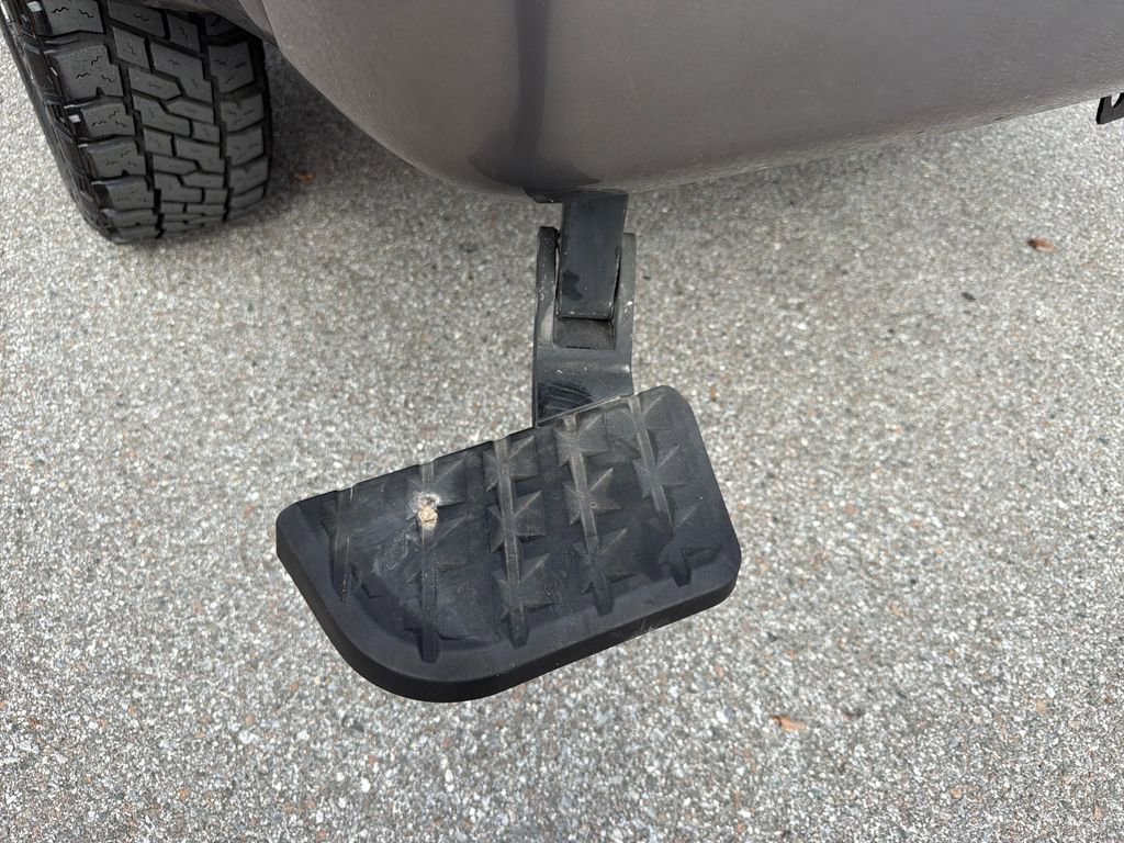 Used 2019 Nissan Titan Platinum Reserve w/ Platinum Utility Package image 13