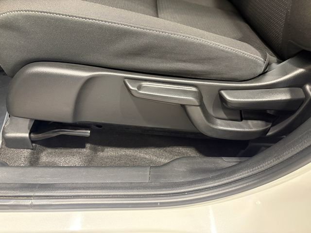 Used 2021 Honda HR-V EX image 12