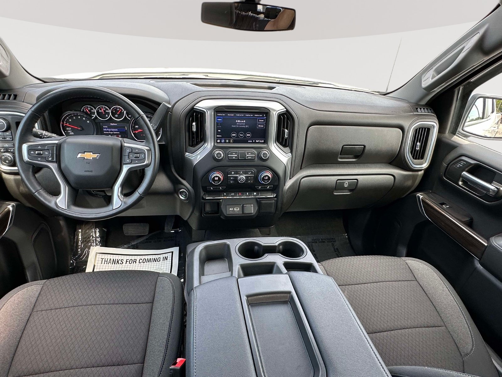 Used 2022 Chevrolet Silverado 1500 LT AWD/4WD image 7