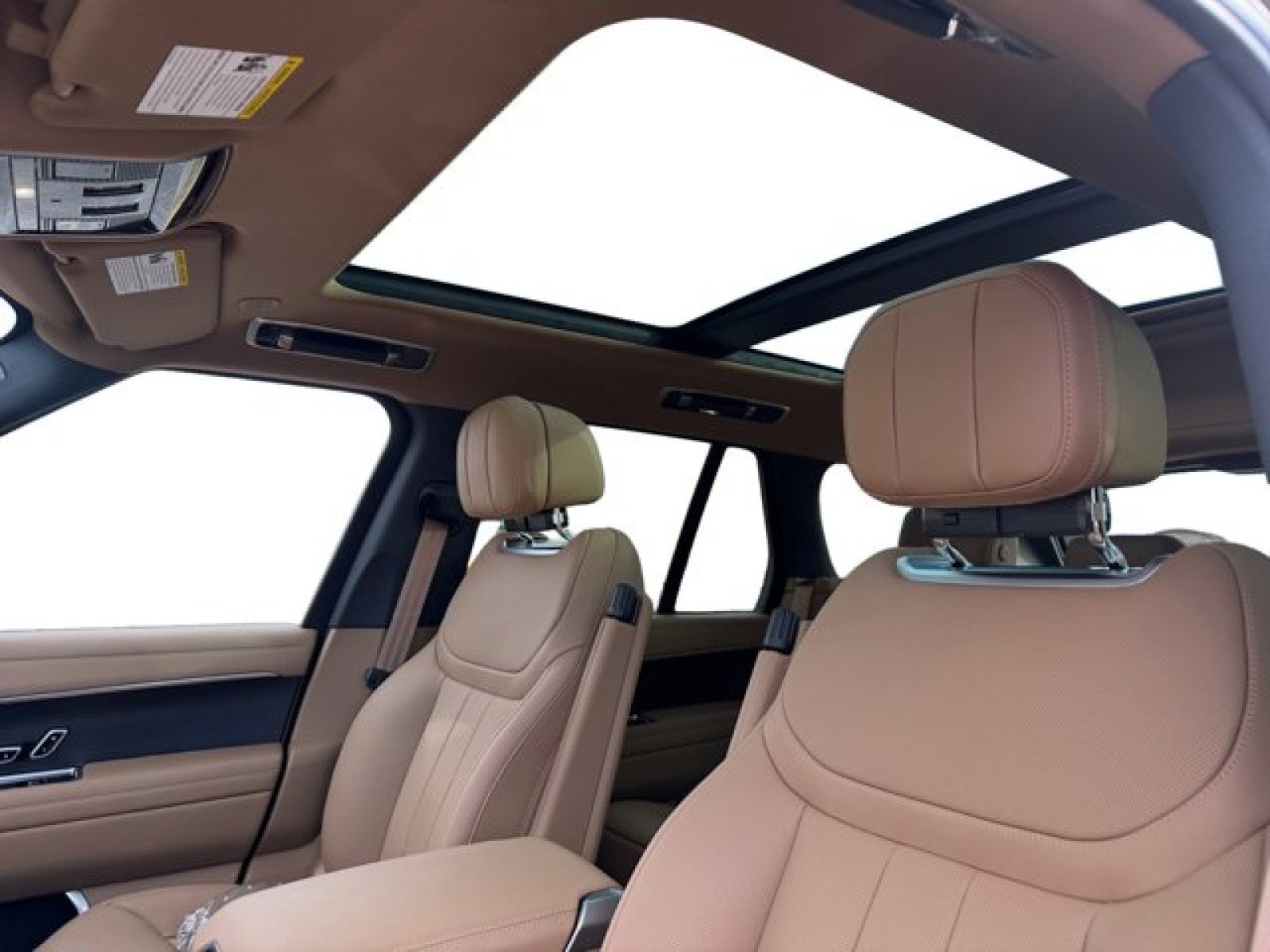 New 2026 Land Rover Range Rover SE image 12