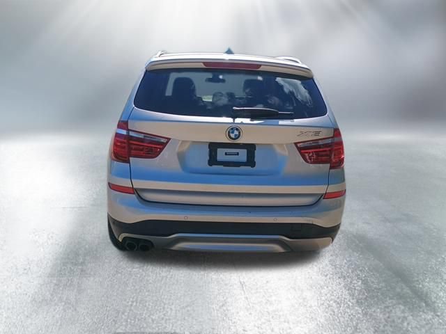 Used 2017 BMW X3 xDrive28i AWD/4WD image 4