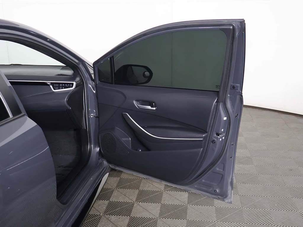 Used 2025 Toyota Corolla SE FWD image 16
