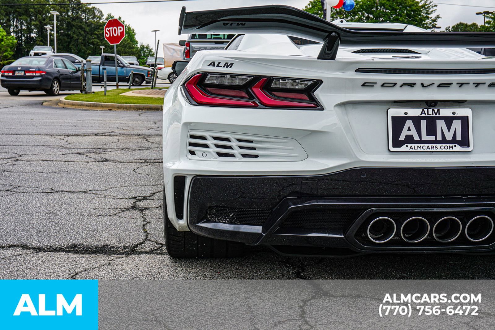Used 2024 Chevrolet Corvette Z06 w/ Z07 Performance Package RWD image 17