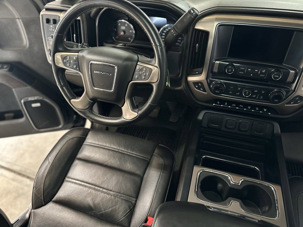 Used 2017 GMC Sierra 2500 Denali w/ Duramax Plus Package image 35