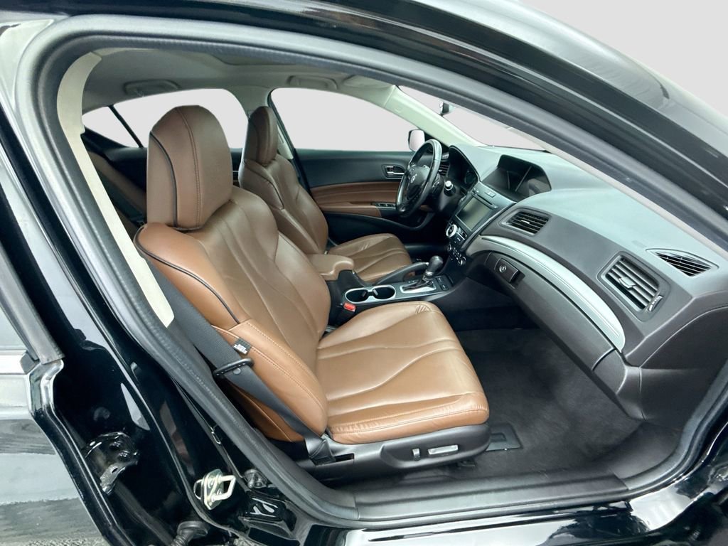 Used 2020 Acura ILX w/ Premium Package image 18