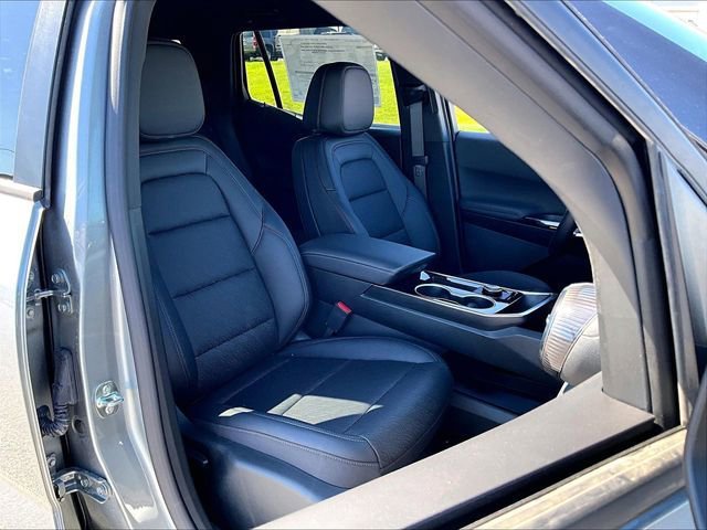 New 2026 Chevrolet Equinox LT w/ Convenience Package II FWD image 30