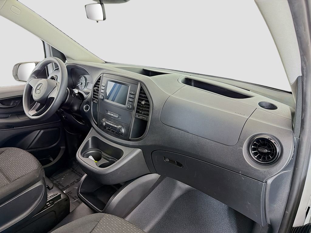 Used 2022 Mercedes-Benz Metris image 13